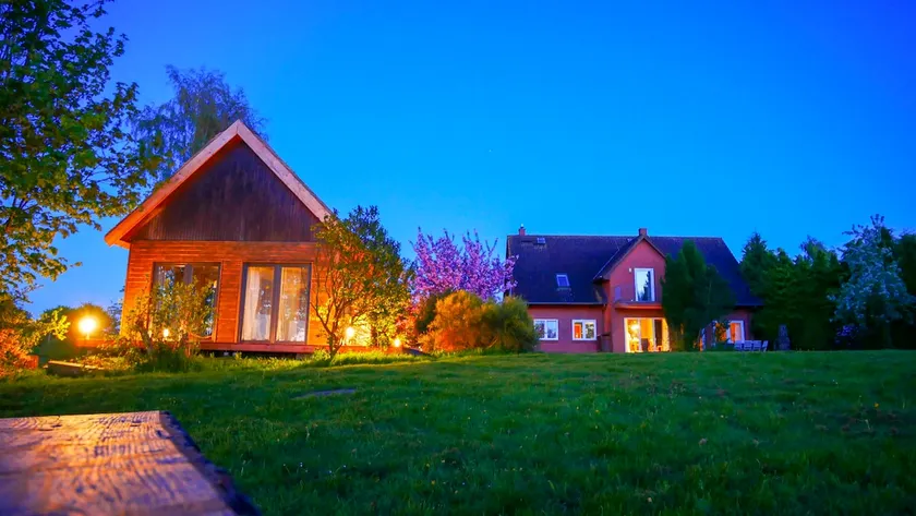 Vacation home for up to 12 people on the Baltic Sea / Bodden with rowing boat and sauna - Image 1