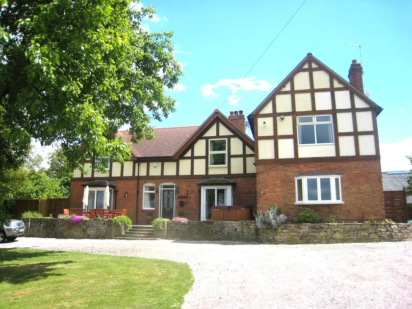 ARDEN HILL FARM HOUSE * 16 personnes * HOT TUB * Table de billard * Vues magnifiques * - Image 1