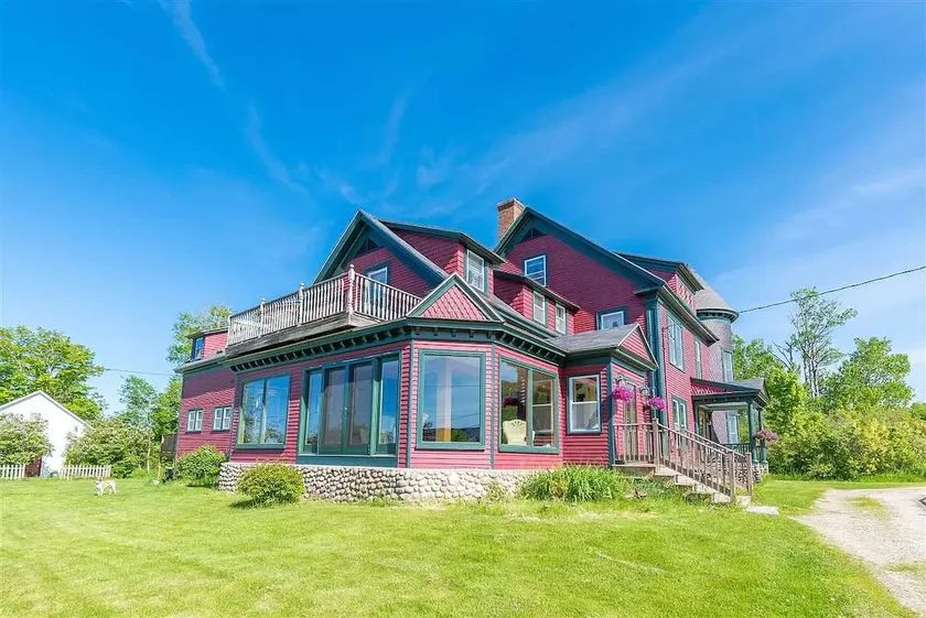 7BR/7BA White Mountains Epic Views & Fire Pit - Image 1