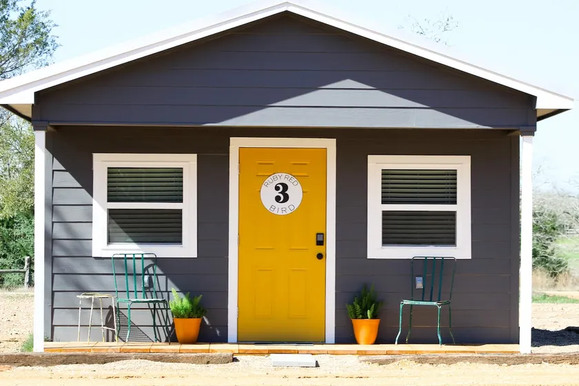 #03-Cozy Cottage (3.8 miles from Round Top) - Image 1