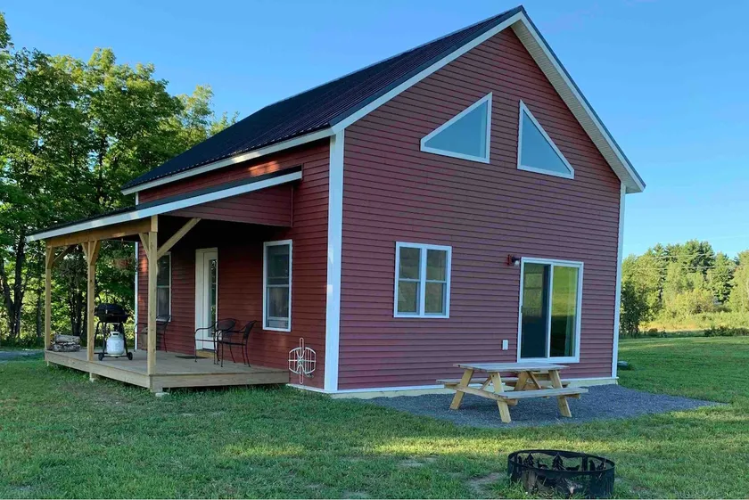 Clover Meadow Barn, stunning views great location - Image 1