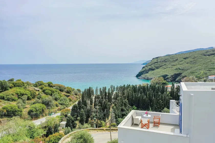 Top-Floor, Seaside & Modern Flat #1 near Chora - Image 1