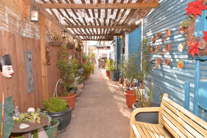 Close to Downtown -Casa Tierra Alta - Image 1