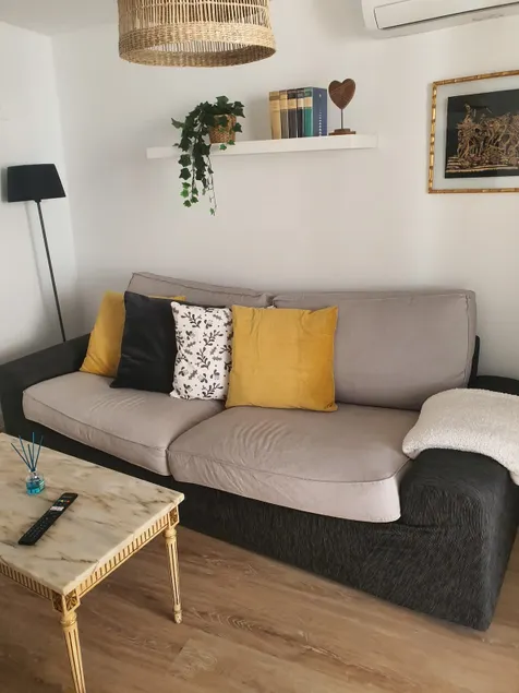 old town apartment - Image 1