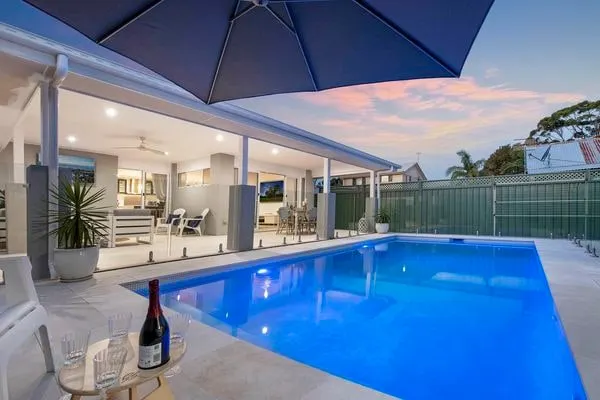 Luxury and comfort at the Ettalong Hideaway - Image 1
