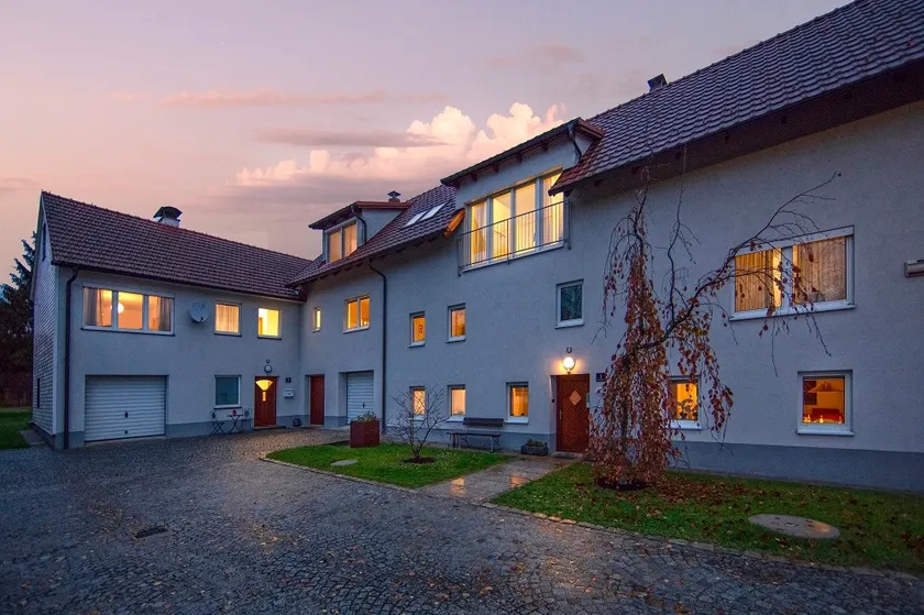 Beautiful apartment. Close to Danube. - Image 1