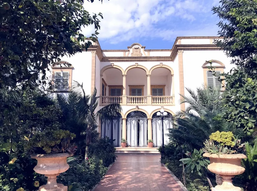 Villa Marrone - Tower Apartment - Image 1