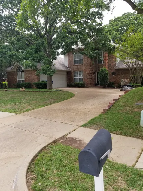Entire house on quiet street, 10 mins from Airport - Image 1