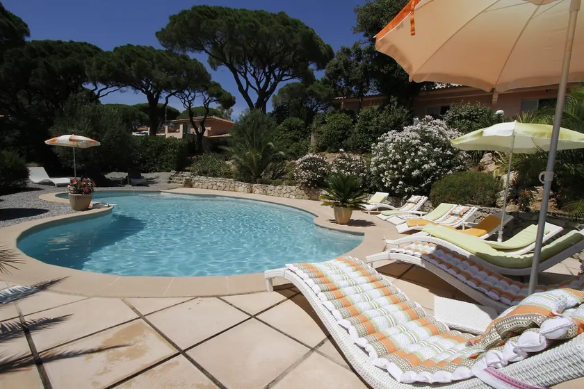 F2 comfort pool ideal family St Tropez - Image 1
