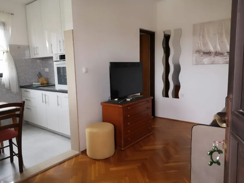Charming Modern Apartment Natasa 200m from beach - Image 1