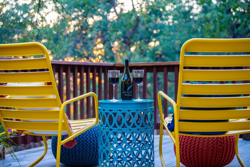 Thoughtful Touches |Romantic| OutdoorSpace |Serene - Image 1
