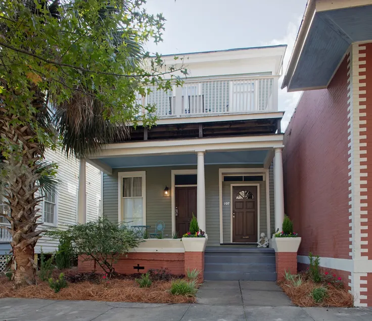 Huge 5 bed, 5 bath in Historic Downtown Savannah - Image 1
