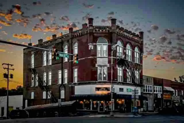 Enchanting Castle Hall Penthouse~TN Whiskey Trail - Image 1