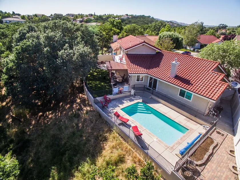 Pool och djurvänlig kul och bekvämt minuter från Downtown Paso Robles - Image 1