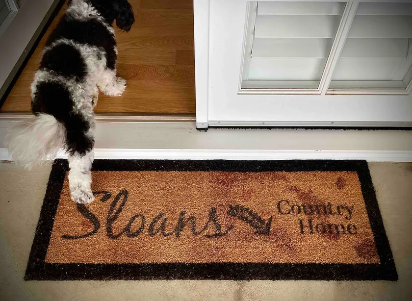 Sloans Country Home. - Image 1