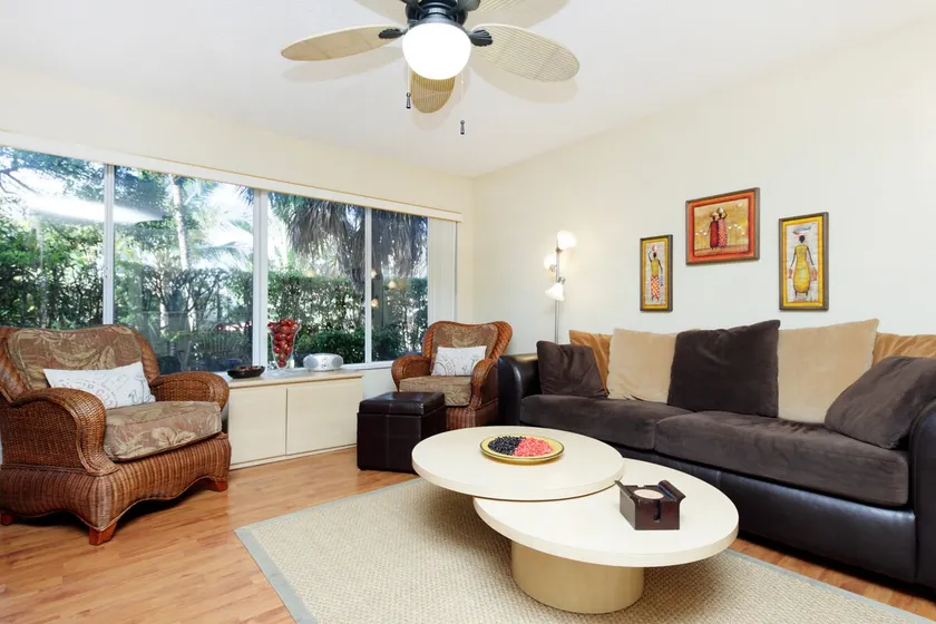 Cute Villa w/POOL 250 yds to *BEACH* Ft Lauderdale - Image 1