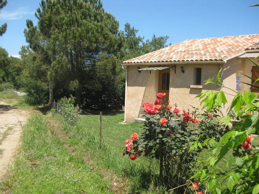 Studio in Bravone, 5 minutes from the beaches. - Image 1