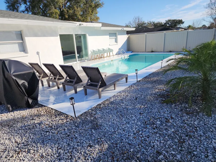 Modern & Spacious Retreat with Private Pool! - Image 1