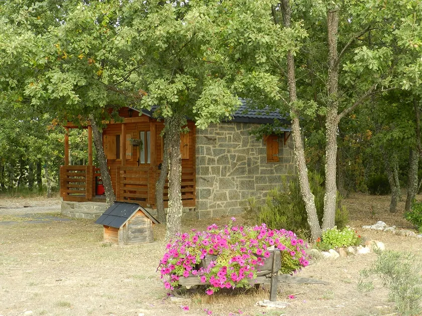 Vallecino Cabins (Barreiro 1) - Image 1