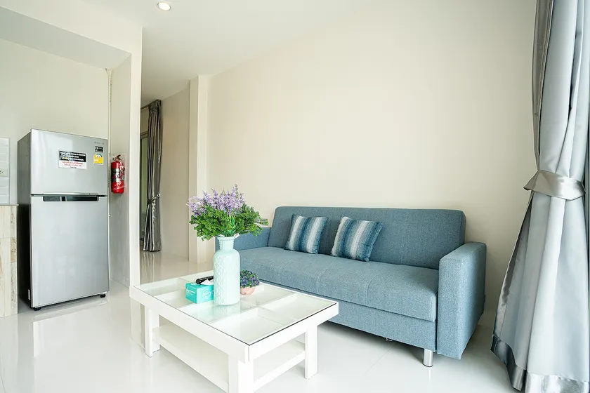 SO SUNLAND VILLAS (U6)-Residence & pool -2 BDR Apt - Image 1