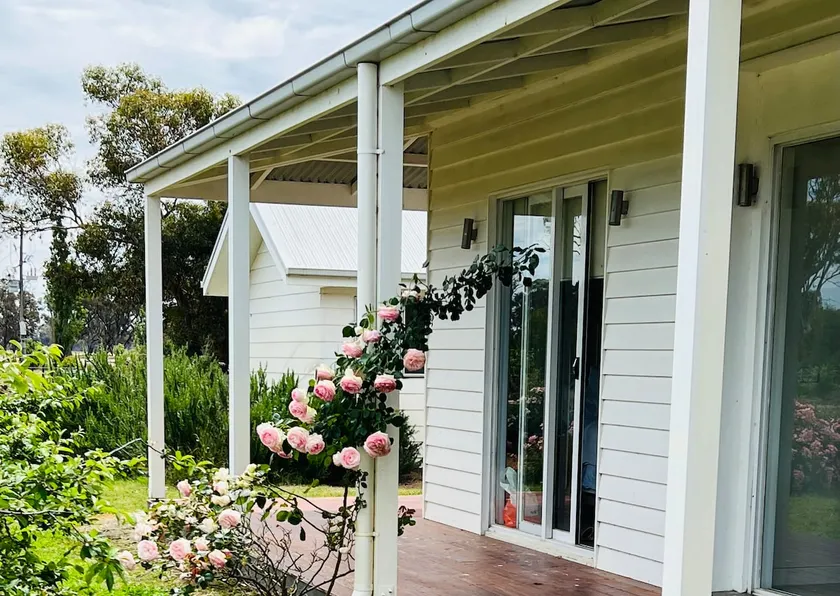 BALMATTUM PARK FARM COTTAGE - Image 1