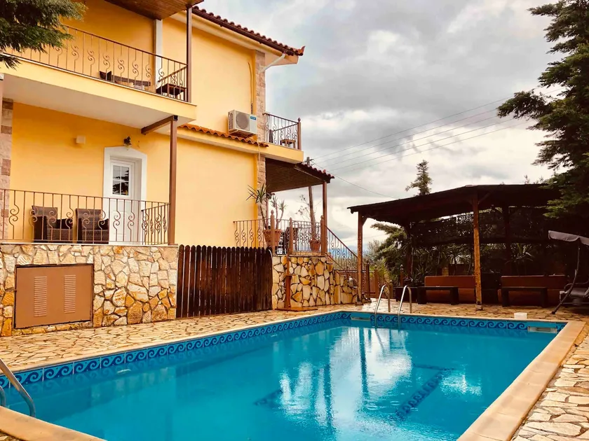 Villa Saron - Image 1