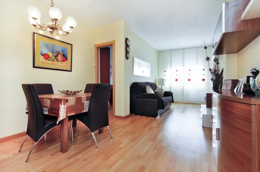Cozy apartment in the Sant Andreu neighborhood - Image 1