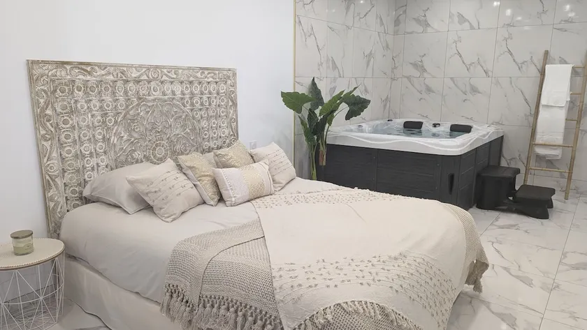 Independent romantic charming studio - Image 1