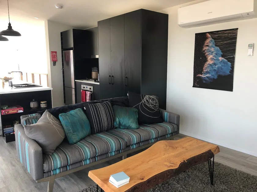 Jindabyne6 - new sunny 2bd/2bath with mtn views - Image 1