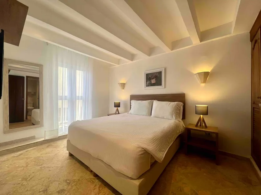 Beautiful 2BR Apt. In the Old City - Image 1