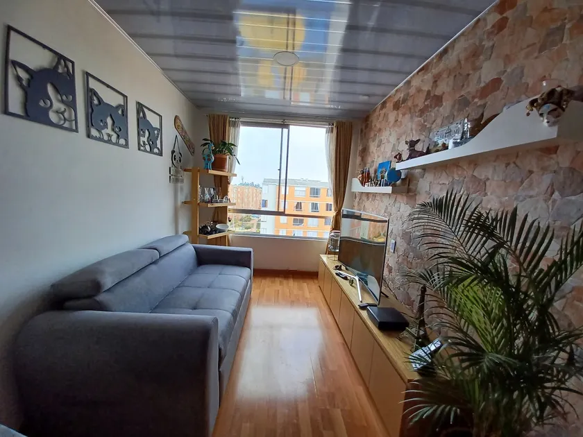 Apartment with an excellent location, modern - Image 1