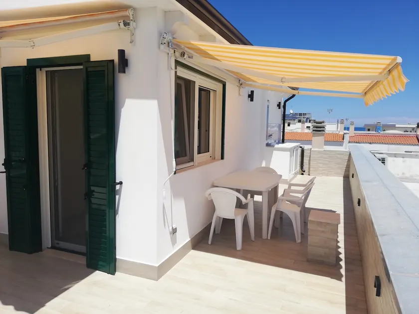 Splendid and bright panoramic penthouse - Image 1