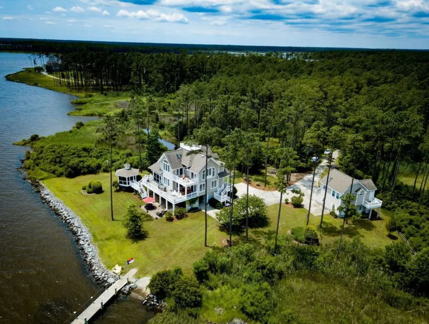 Escape to Paradise on the Pamlico River- - Image 1