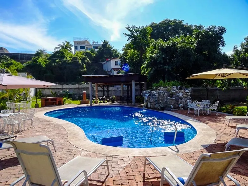 Las Margaritas 2 - Image 1
