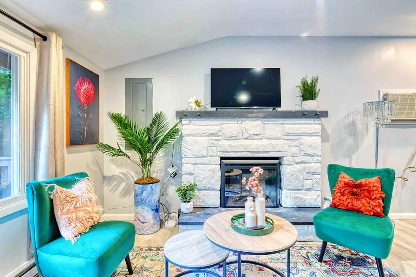 Red Roof Bungalow | Hot Tub Fire Pit Dog Friendly - Image 1