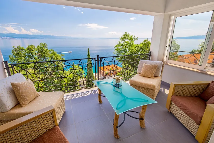 Luxury penthouse Prestige near the sea - Image 1