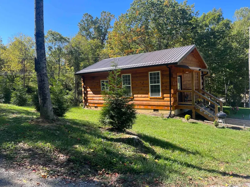 NEW! COZY 4 Guest Cabin in Damascus! PET FRIENDLY! - Image 1
