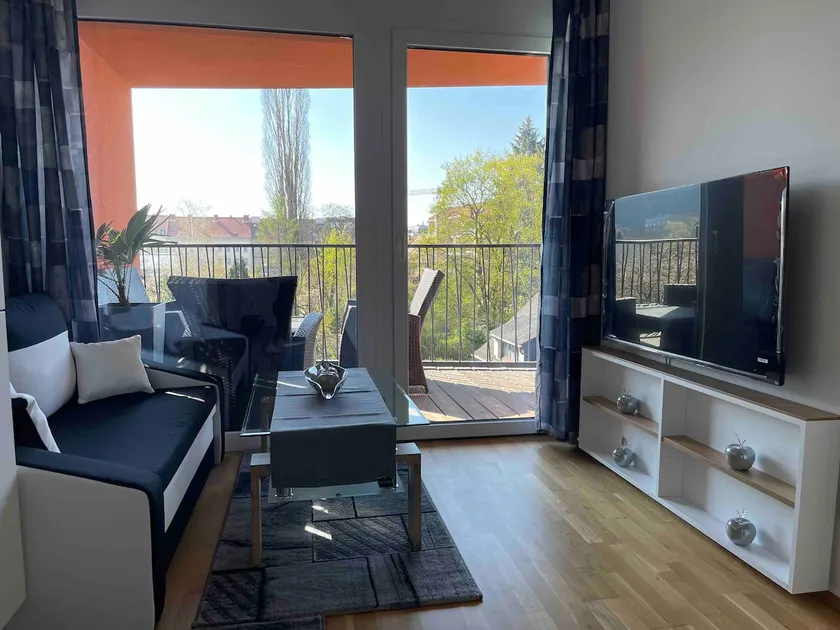 Apartment am Lend und Free Parking - Image 1