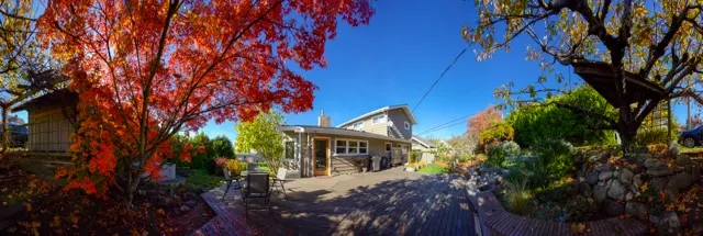 South Hill Home with Bay View - Image 1