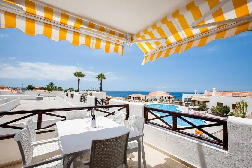 1 Bedroom Apartment for 4 people in Tenerife - Image 1