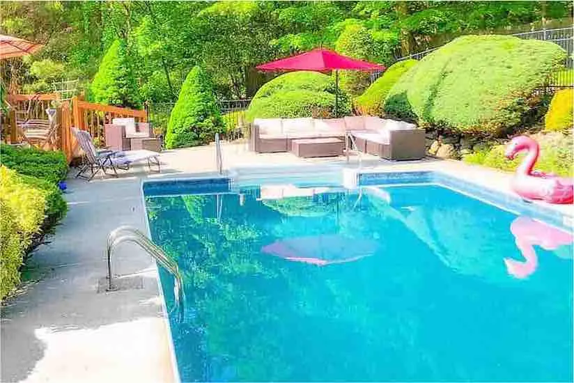 ”THE HILLTOP”-1 Acre-NYC/West Point-Heated IG Pool - Image 1
