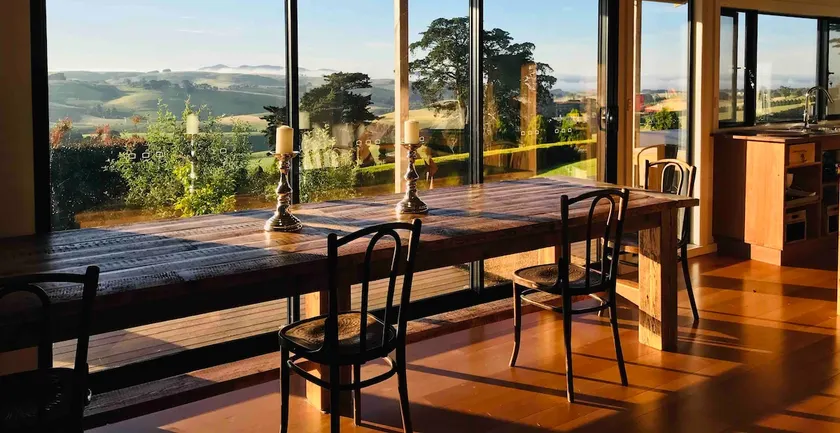 Loft House Country Retreat - stunning views - Image 1