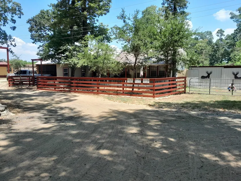 Lake Sam Rayburn Cabins #1 Monterrey Park Launch - Image 1