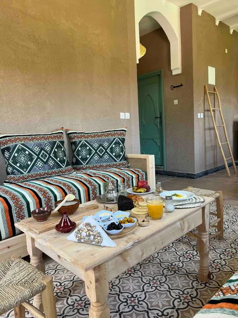 Mountain View Apartment - Image 1