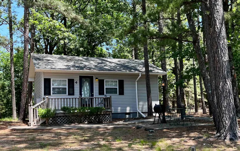 Hidden Acres Cottage 4 - Image 1