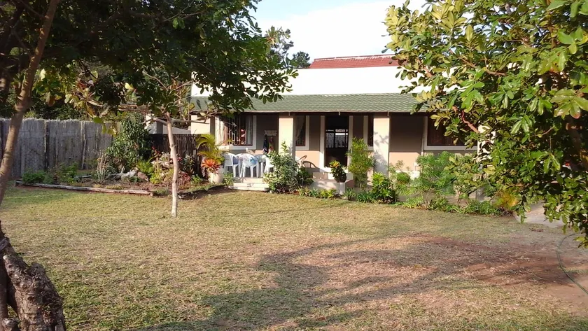 Rus-tique - for a comfortable African experience. - Image 1