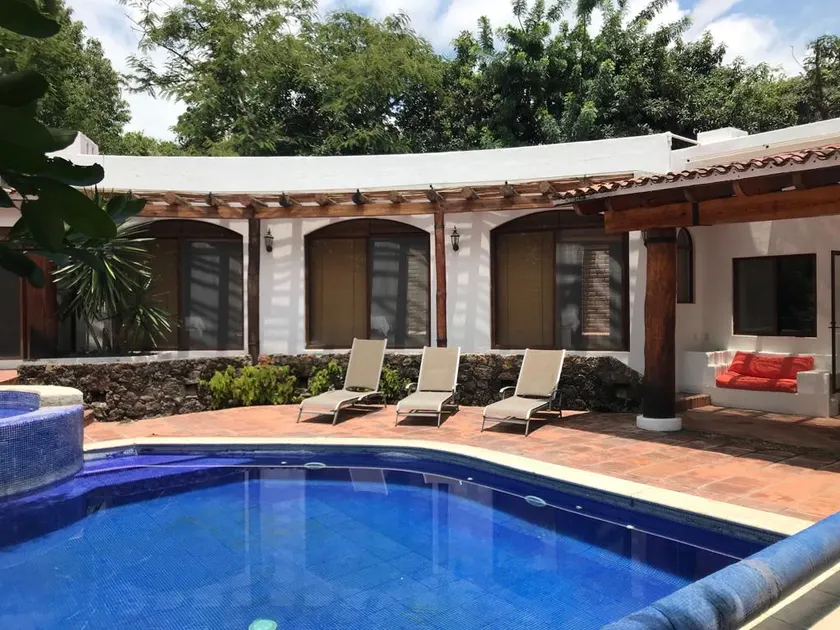 Spacious/Functional, Pool-Jacuzzi, Terrace - Image 1
