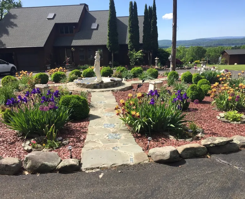 The Woodstock Area Catskills Panoramic View Home - Image 1