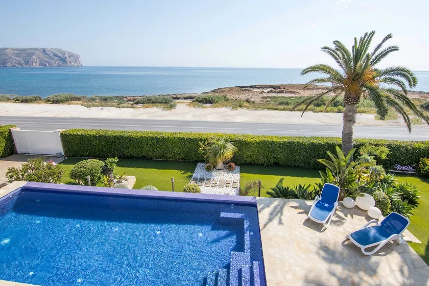 Vista Alegre - Oceanfront Villa - Image 1