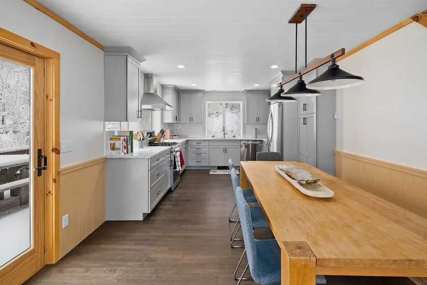 Brand New Kitchen & Bathrooms, close to Mt Snow! - Image 1
